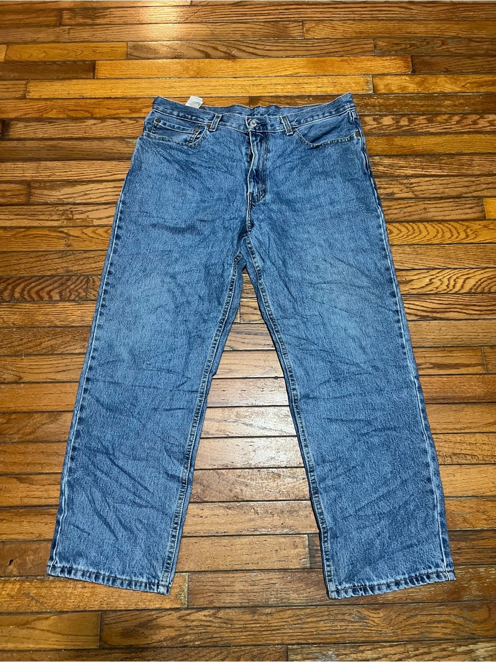 Levi's model 550 in medium wash with a size label W 36 L 30. Men
